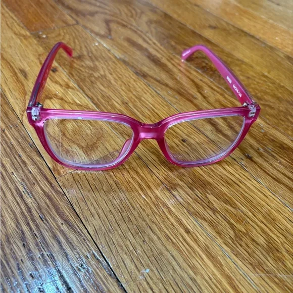 Quay Australia Pink Glasses - Picture 7 of 8